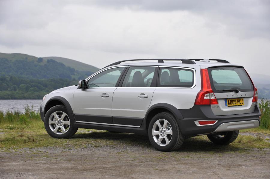  Volvo XC70 2010 года  (фото 32 из 58)